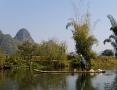 Auf dem Floss in der Gegend von Yangshuo